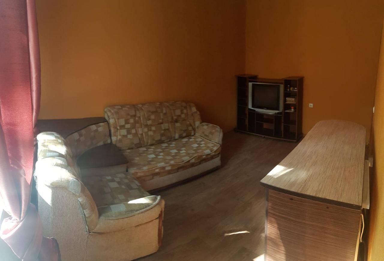 Maiami Hotel Nikopol Buitenkant foto