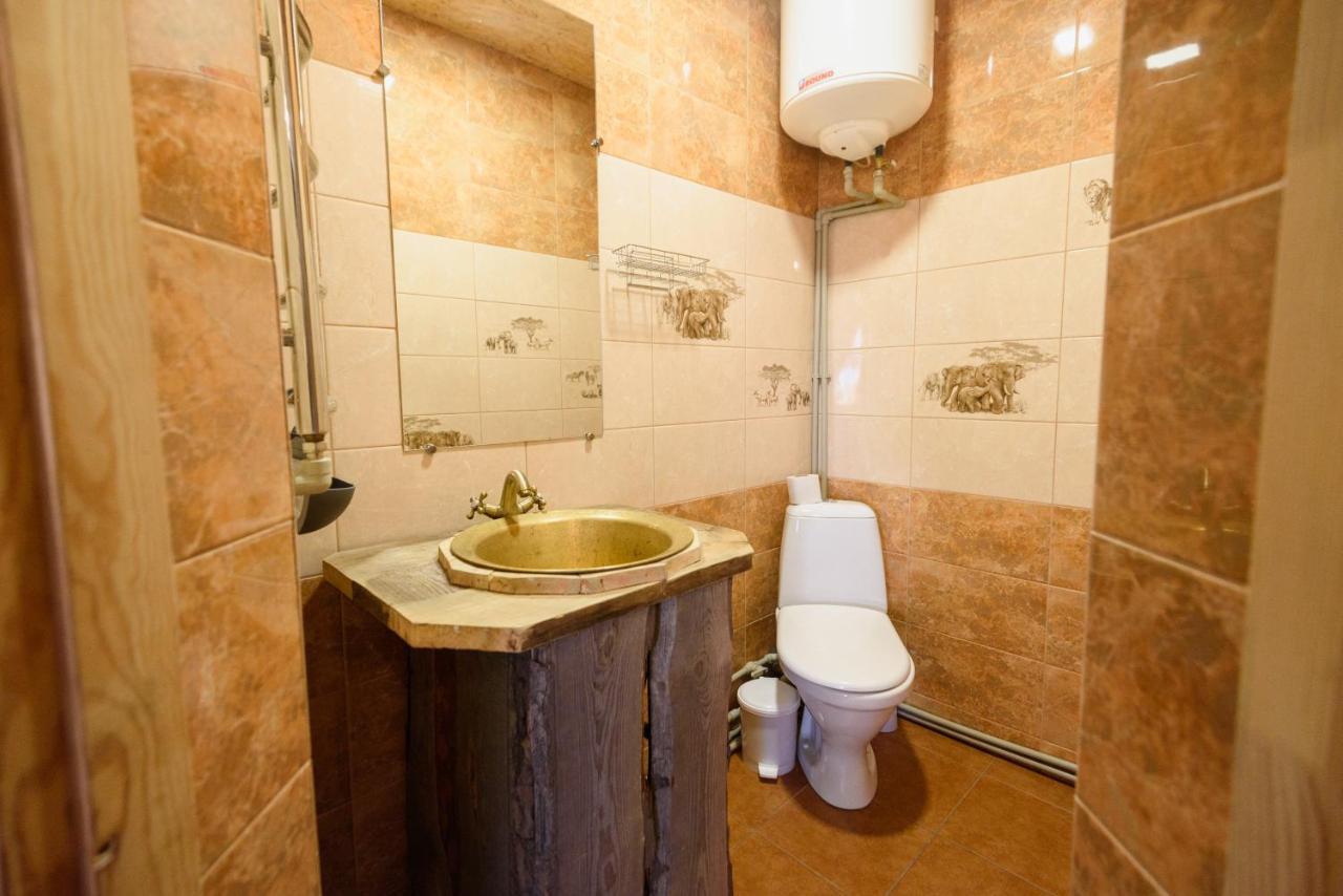 Maiami Hotel Nikopol Buitenkant foto
