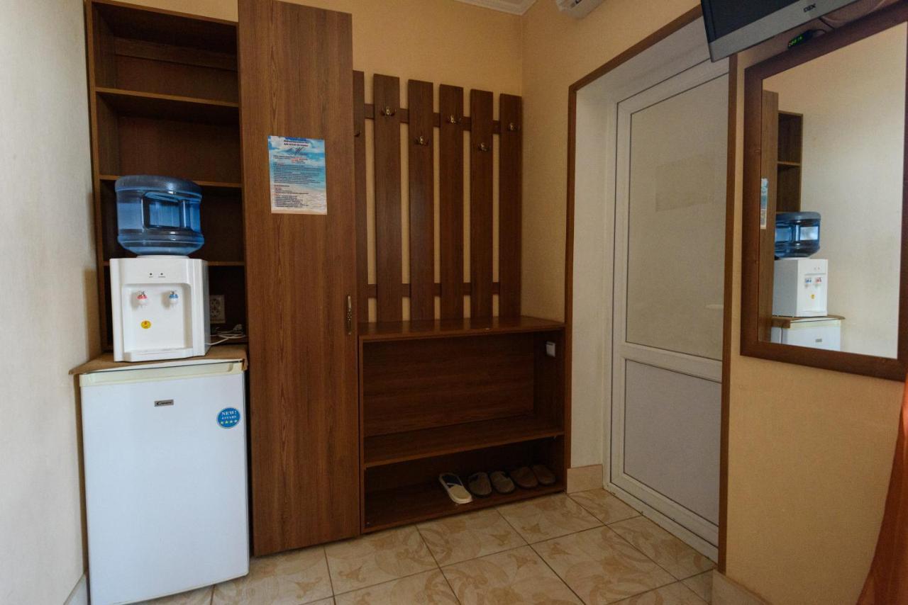 Maiami Hotel Nikopol Buitenkant foto