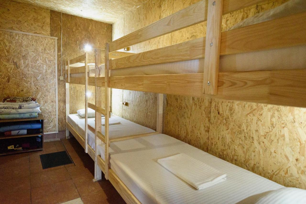 Maiami Hotel Nikopol Buitenkant foto